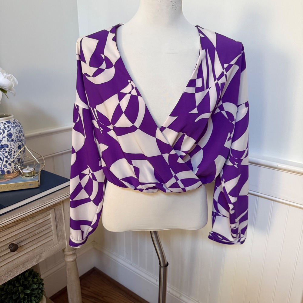 Zara Womens Purple White Geometric Print Surplice V-Neck Cropped Blouse Size M
